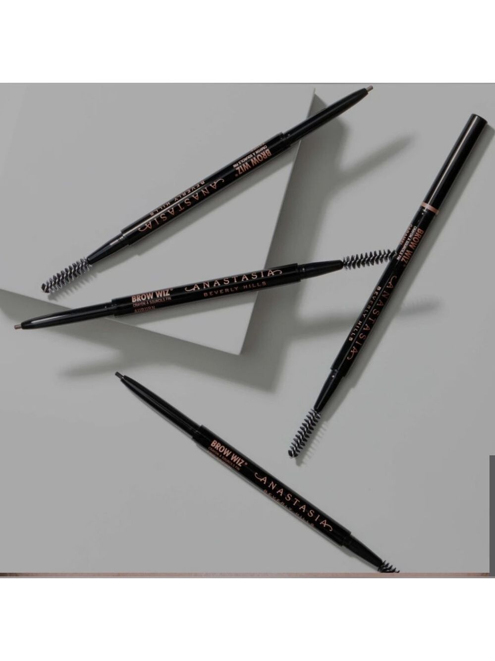 Anastasia Beverly Hills| Brow Wiz |  Skinny Brow Pencil | Medium Brown - Picture 6 of 7